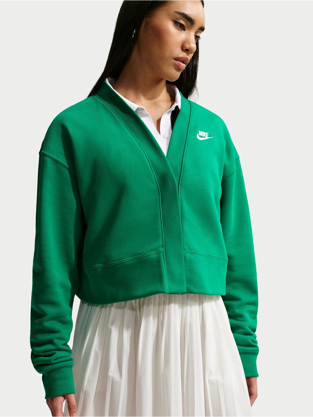 Nike Green V-Neck Sweatshirt and Drawstring Shorts Set fleece nwot - Picture 4 of 5